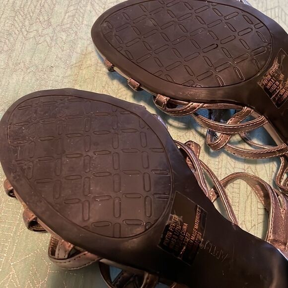 APT. 9 sling back stiletto Payton Pewter sandals, size 8.5 - Picture 6 of 11